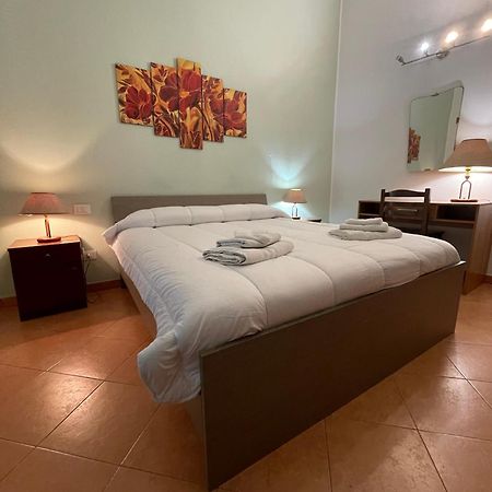 Hola Cathedral House Cadorna Apartment Palermo Exterior foto