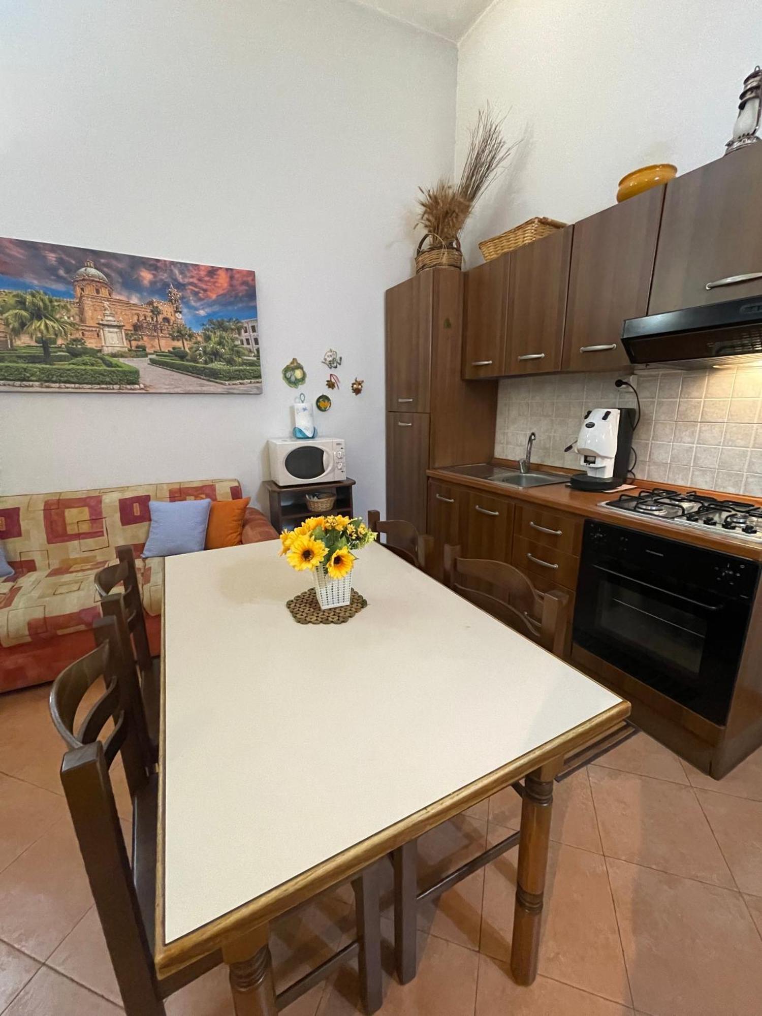 Hola Cathedral House Cadorna Apartment Palermo Exterior foto